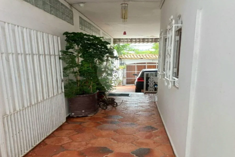 Casa à venda com 3 quartos, sendo 2 suítes, em Jardim Oriental, São Paulo, SP