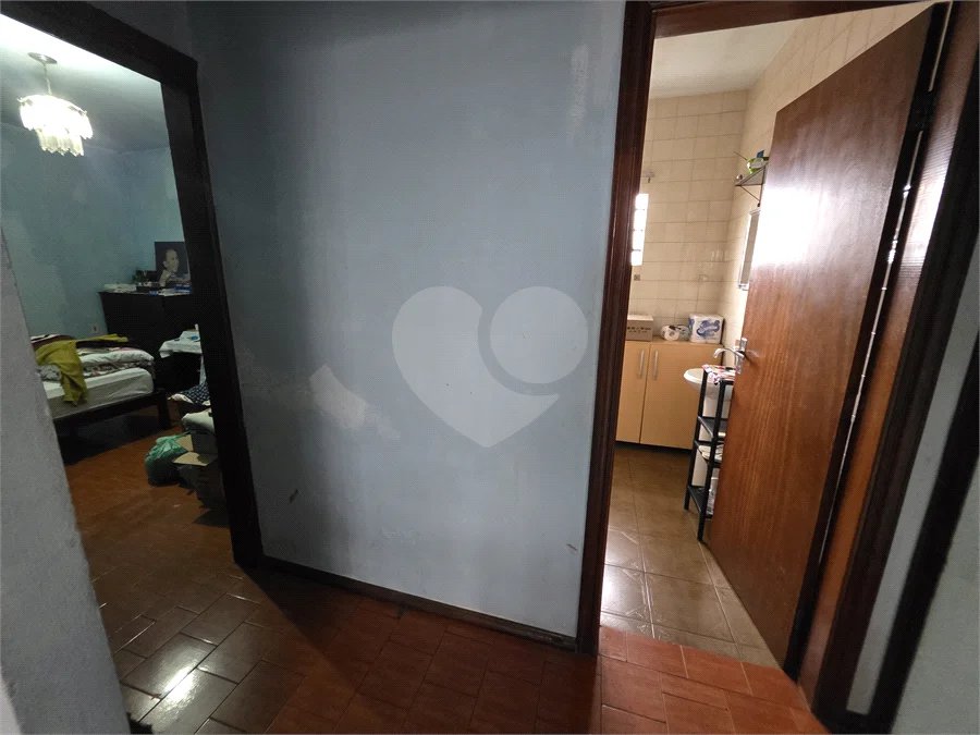 Casa térrea, 2 dormitórios com salão comercial Jd. Nova São Carlos