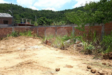 EXCELENTE TERRENO PLANO !!!!