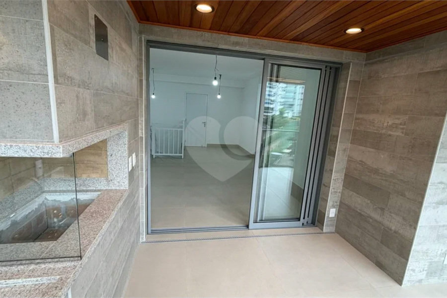 Apartamento à venda com 3 suítes em Riviera de São Lourenço, Bertioga, SP