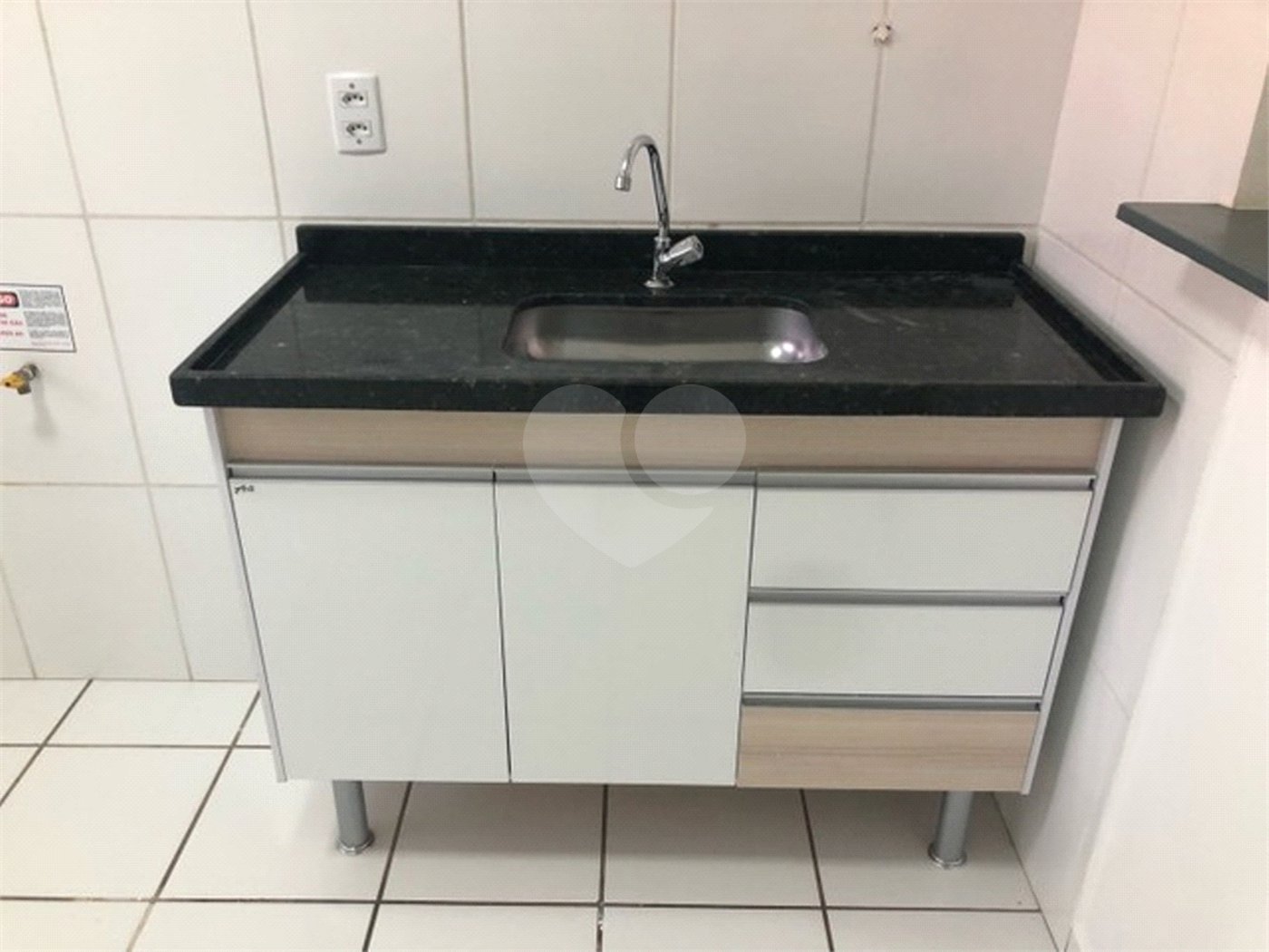 Apartamento no Condomínio Mont Royal