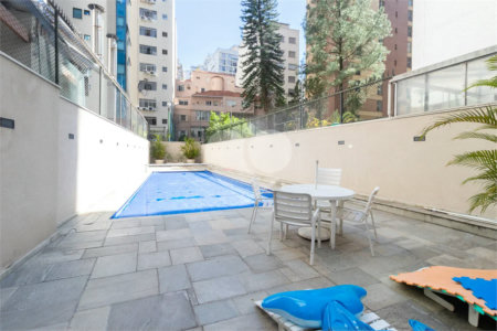 Apartamento em Higienópolis com 3 quartos, 3 suítes, 2 vagas, 277 m² de área útil