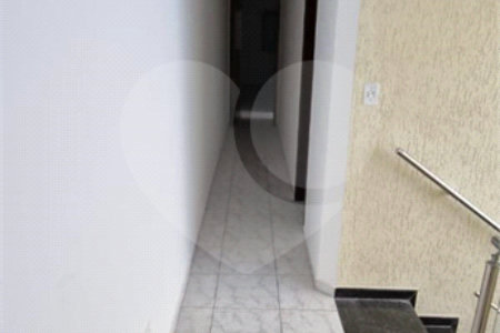 Lindo Sobrado a venda, na região da Cursino