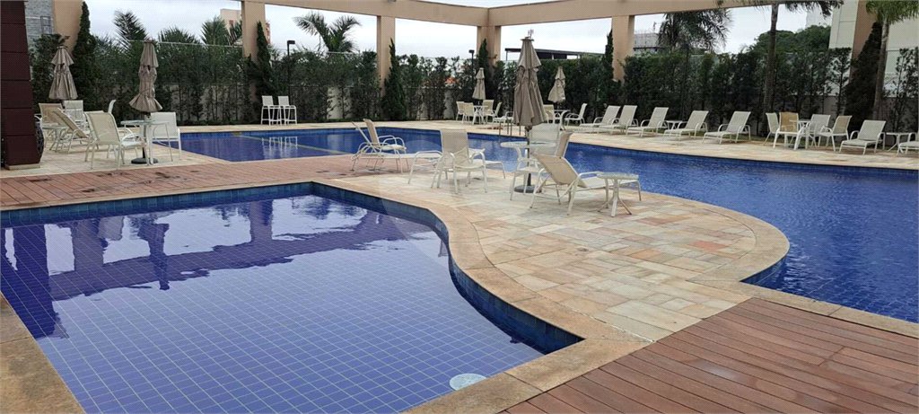 Apartamento à Venda no Campo Belo com 123m², 2 Suítes, Churrasqueira e 2 Vagas