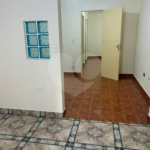 São Paulo - Capital - Bairro Santa Cruz - R4 495.000,00 - Aceita permuta por imóvel na cidade de Indaiatuba- Sp - Sobrado em rua residencial sem saída e com praça particular. O imóvel possui 2 quartos — 1 suíte com dois ambientes e acesso a hall externo. Sala ampla, cozinha com dois ambientes
