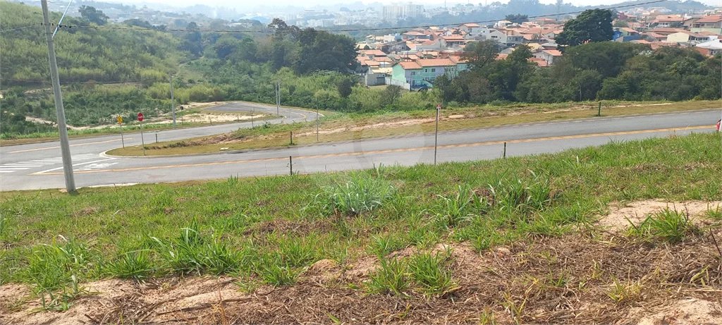 Terreno à venda em Parque dos Estados, Louveira, SP
