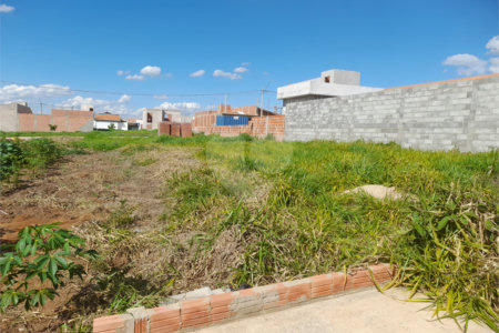 Terreno à venda no Arcoville - São Carlos