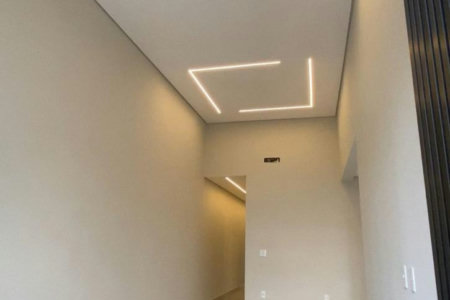 Casa à venda com 3 quartos, sendo 1 suíte, no condomínio Terras da Estancia, Paulínia- SP