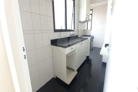 Excelente apartamento, 3 quartos e 2 vagas, para venda na Aclimação!