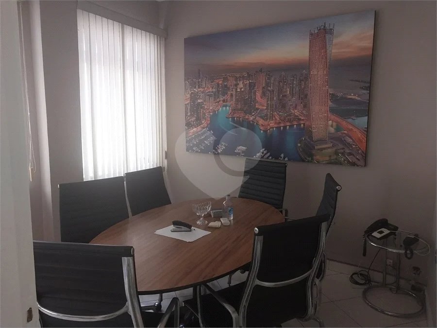 Sala comercial no centro de São Paulo
