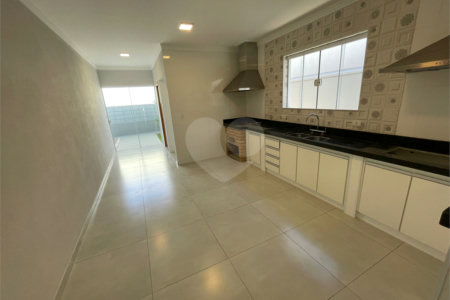 Casa Térrea à Venda no Parque Faber III – Conforto e Elegância