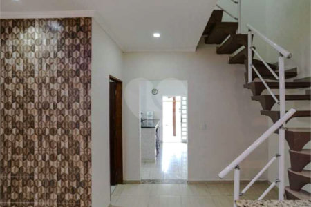 LINDO SOBRADO NO RESIDENCIAL SOLARES – MOGI DAS CRUZES/SP