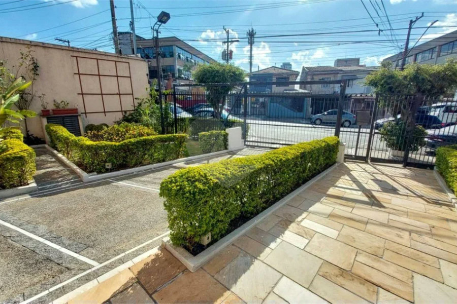 Apartamento de 03 dormitórios. Agende uma visita.