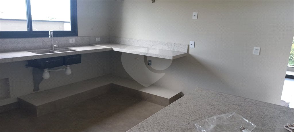 Casa Tipo Sobrado no Condomínio Santa Isabel - Louveira/SP