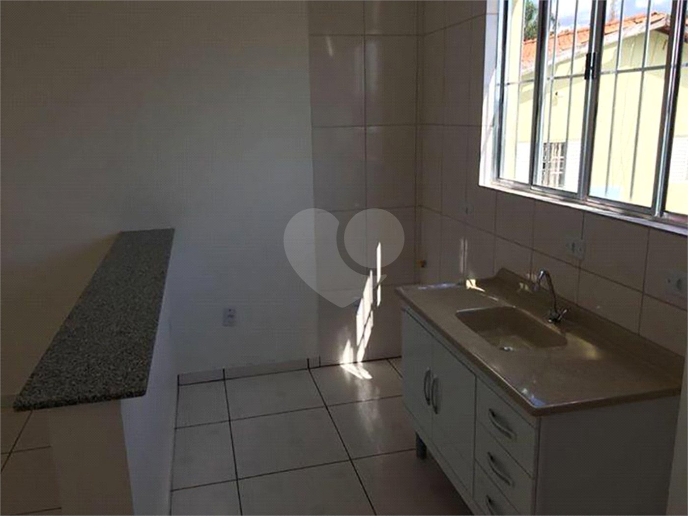 Apartamento a venda em Atibaia com 2 dormitórios.