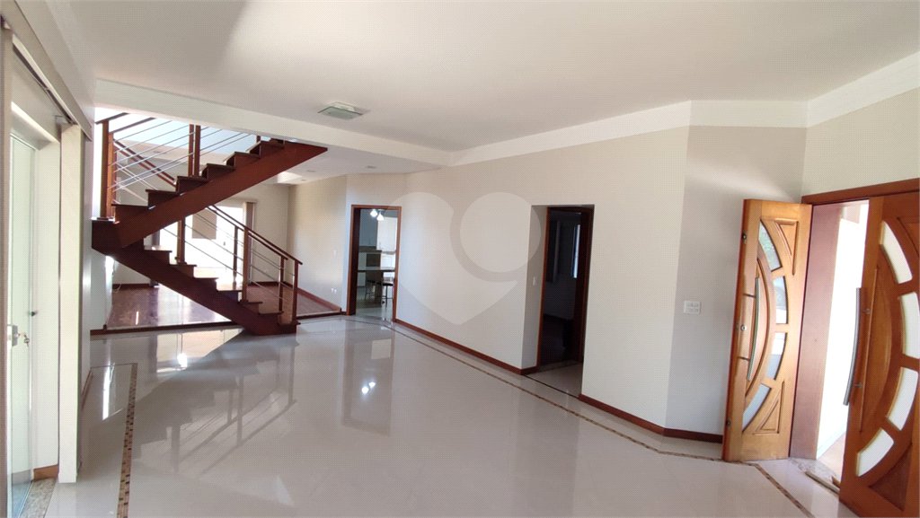 Casa à Venda de 5 dormitórios em São Carlos, no Residencial Eldorado