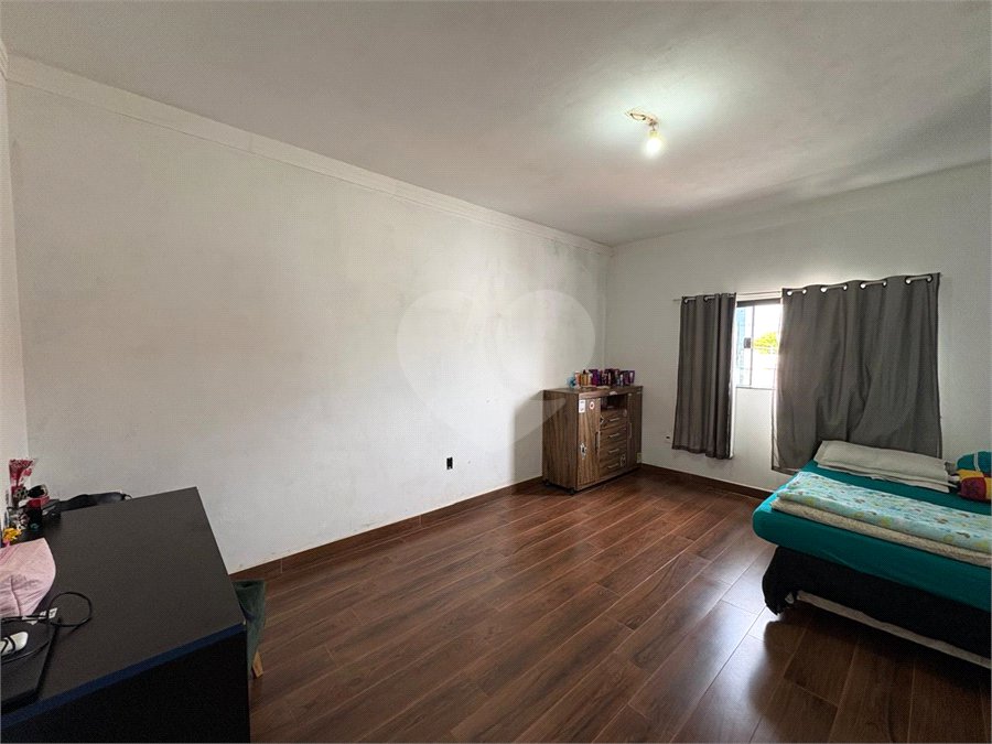CASA A VENDA N EMBARÉ
