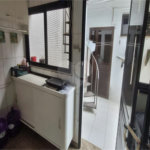 Sobrado à Venda na Aclimação - 150 m² - 2 Salas, 3 Dorms, 2 Vagas.