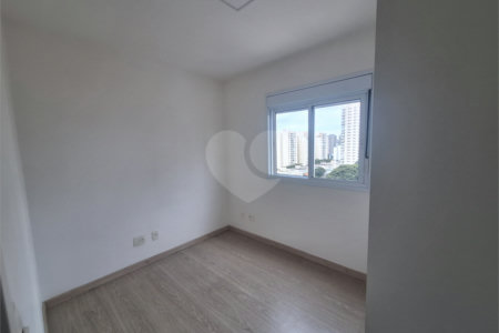 Apartamento à venda em Vila Gumercindo – 55m²