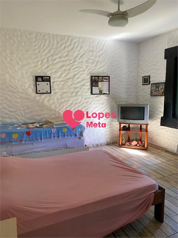 SITIO A VENDA, 33.000,OOM² COM 3 DORMITORIOS 1 SENDO SÚITE, 2 BANHEIROS, BAIRRO BOA VISTA, CAÇAPAVA