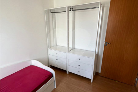 Oportunidade Única no Monte dos Pinheiros – Um lar completo esperando por você