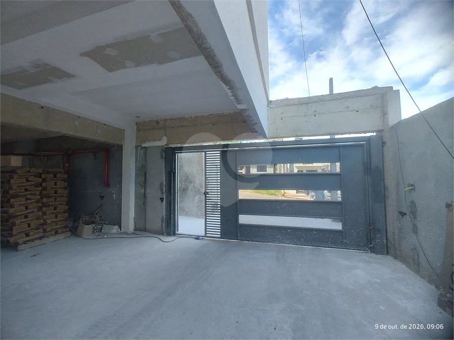 Apartamento 2 dormitórios (1 suíte) com vaga garagem, excelente localização, programa MCMV