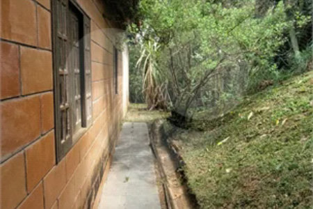 LINDA CHÁCARA A VENDA - CONDOMINIO ALPES D'OURO - BOM JESUS DOS PERDÕES