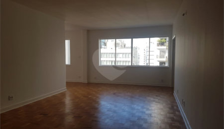 Apartamento à venda com 3 quartos, sendo 1 suíte, em Jardim Paulista, São Paulo, SP