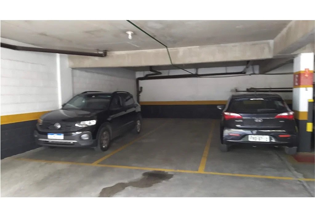 75m² - 2 dormitórios com suíte – 2 vagas fixas – terraço – andar alto