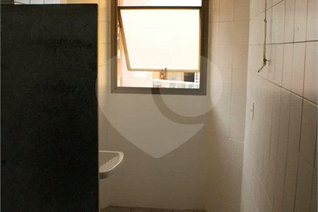 Oportunidade no Botafogo, no coração de Campinas: 1 suite com varanda, conforto e praticidade a passos de tudo!