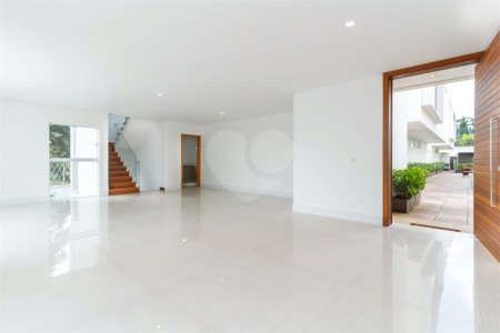 Casa à venda com 4 suítes no condomínio Villagio Quadrifolio, São Paulo - SP