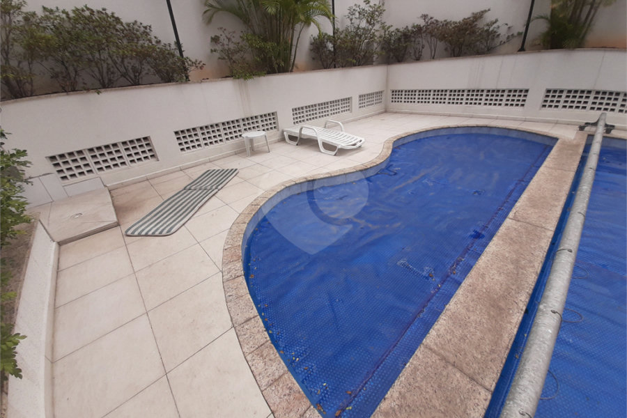 Apartamento 3 dormitórios sacada à venda no bairro de Santana em São Paulo