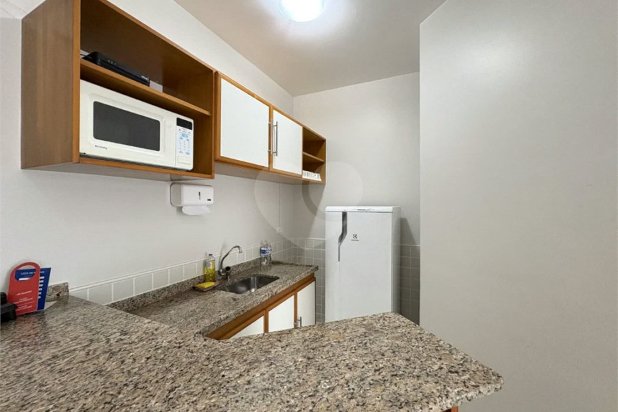 Apartamento à venda com 1 suíte em Riviera de São Lourenço, Bertioga, SP