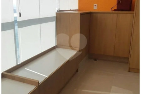 Landing Campo Belo 42 m² Apartamento semimobiliado para locação no Campo Belo, 1 quarto, garagem
