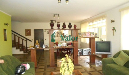 Casa à venda com 4 quartos, sendo 2 suítes,  no Centro, São Carlos, SP