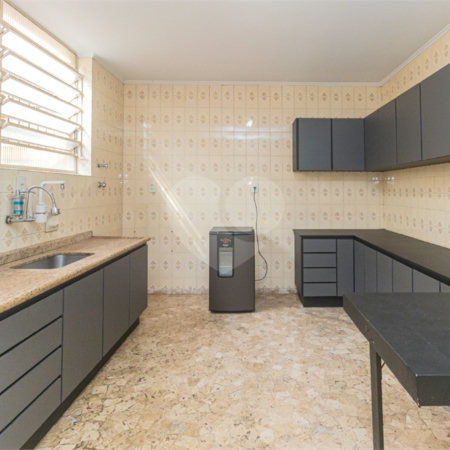 Sobrado à venda com 3 quartos, sendo 1 suíte, em Vila Mascote, São Paulo, SP