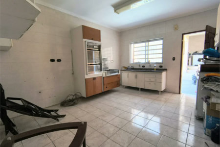 Sobrado à venda com 3 quartos, sendo 1 suíte,  em Vila Polopoli, São Paulo, SP