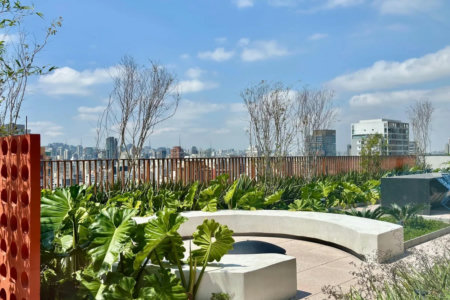 Studio novo e mobiliado para locação 26m² em Pinheiros – próximo ao metrô Faria Lima!