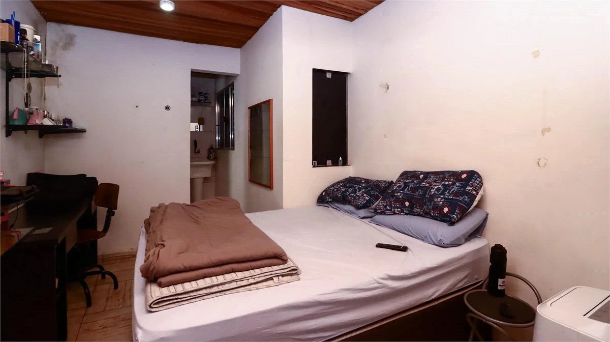 Casa à venda com 5 quartos, sendo 2 suítes,  em Vila Sônia, São Paulo, SP