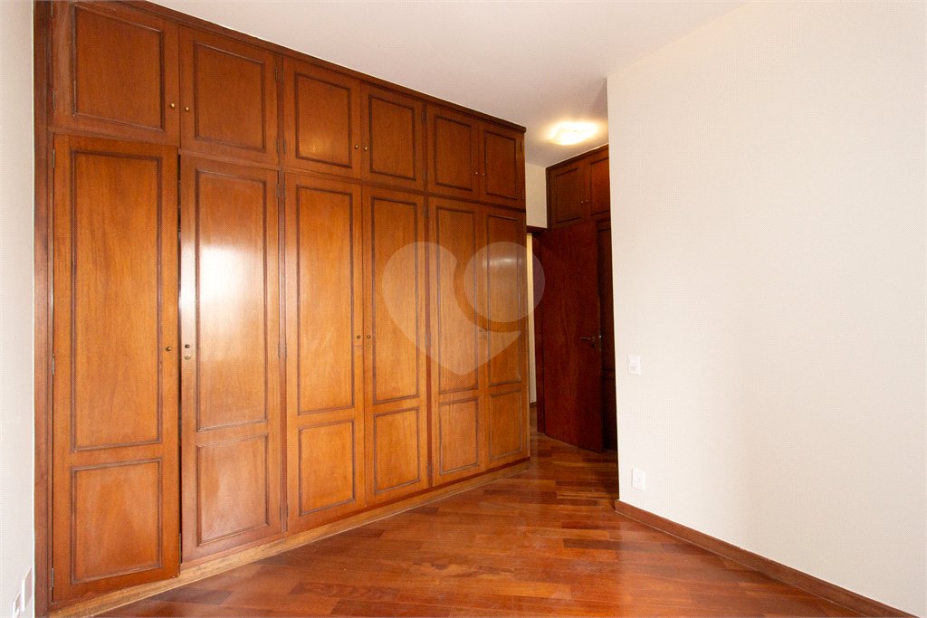 Apartamento a Venda na Chácara Santo Antônio, 163 m², 3 suítes, 2 vagas,, lazer e próximo ao parque