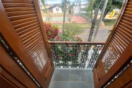 Sobrado no Condomínio Faber 1