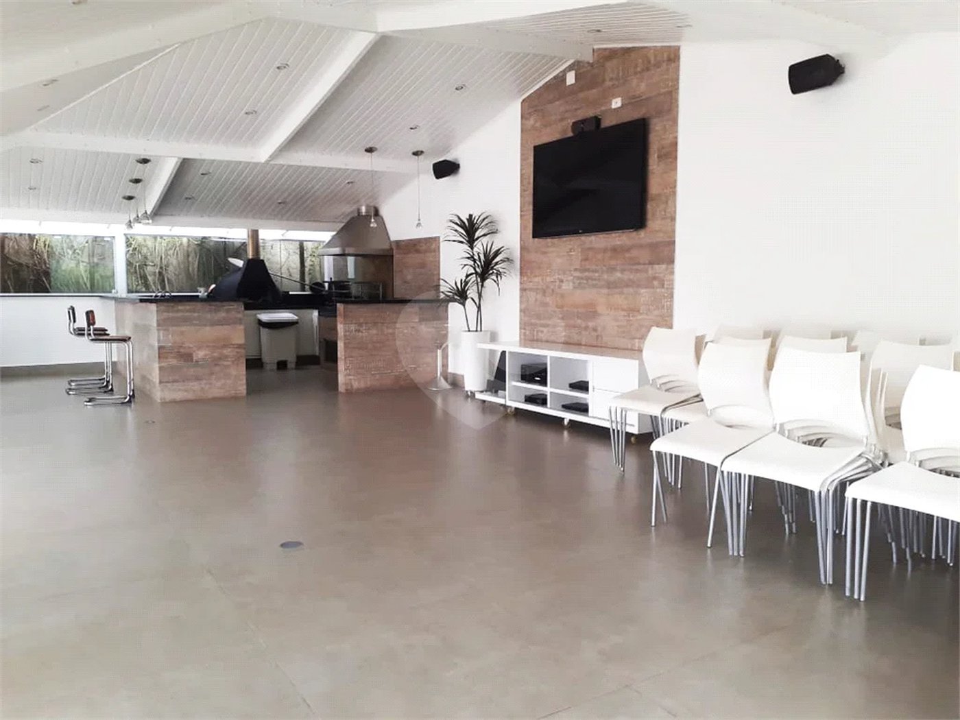 APARTAMENTO PARA LOCAÇÃO NA VILA LEOPOLDINA COM 03 DORM 1 SUITE E 02 VAGAS DE GARAGEM