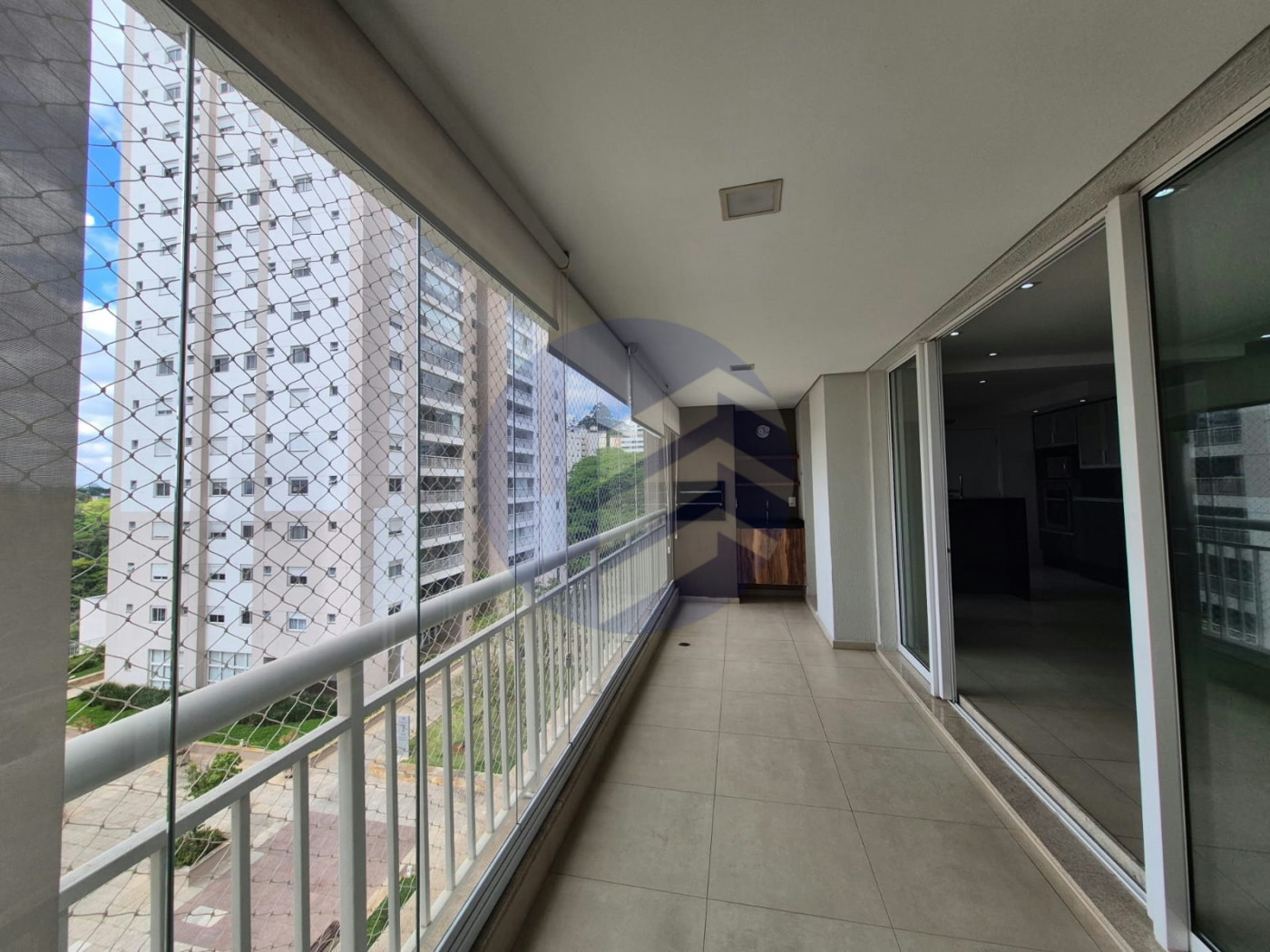 Apartamento à venda ou para alugar, 110m² com 2 quartos, sendo 1 suíte, escritório e  vagas Condomínio Paulistano, São Paulo - SP