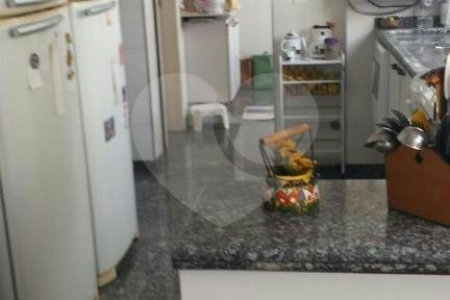 Apartamento em Moema