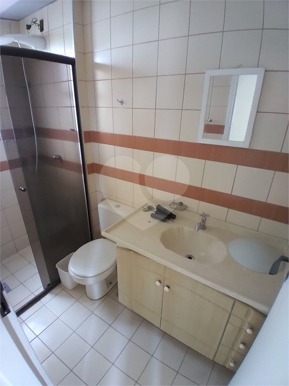 Apartamento com 3 dormitórios sendo 1 suíte.