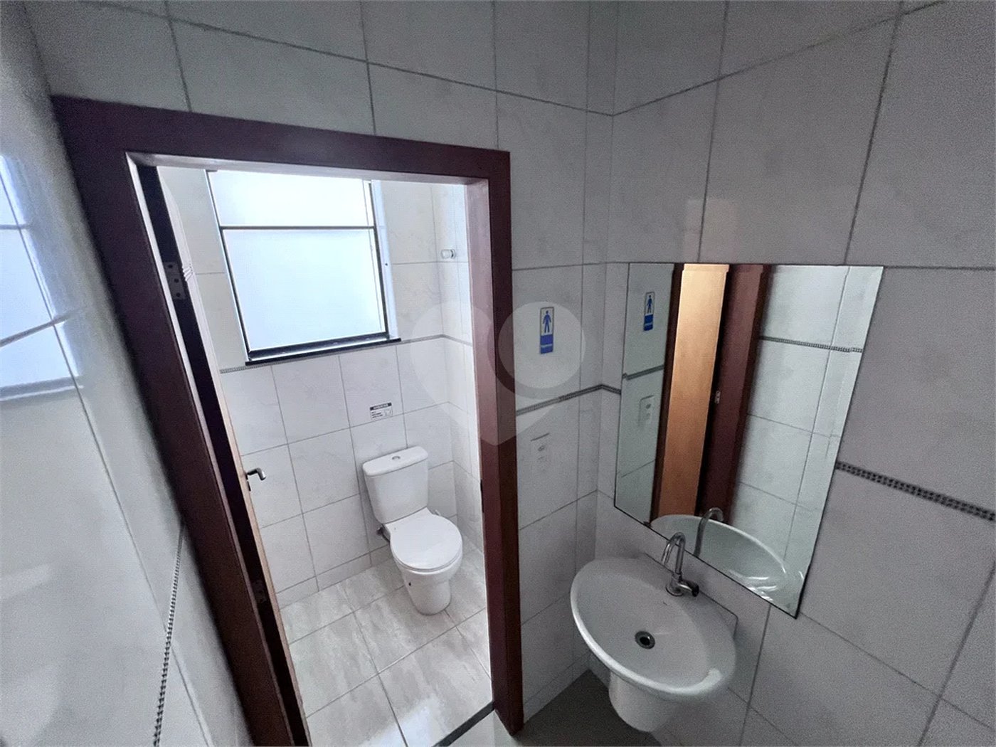 Prédio Comercial de Alto Padrão - 253m², 5 Salas, 5 banheiros , 3 Vagas , à venda na Moóca