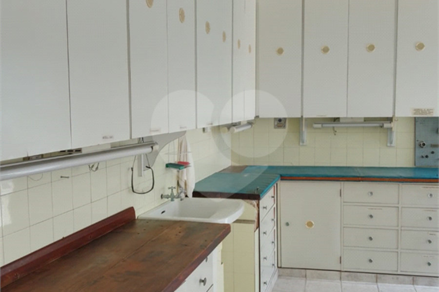 Sobrado Sofisticado de 335 m² no Coração do Jardim França