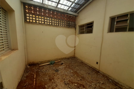 Casa à Venda na Rua Conde do Pinhal - São Carlos/SP