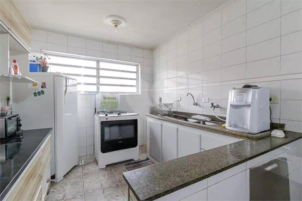 Casa à venda com 121m² 3 quartos e 2 vagas