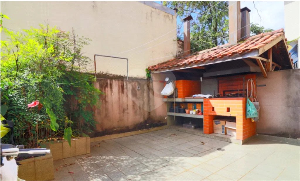 Casa com 210m² , 3 dormitórios , sendo 1 suíte , 2 vagas , à venda no Jabaquara.